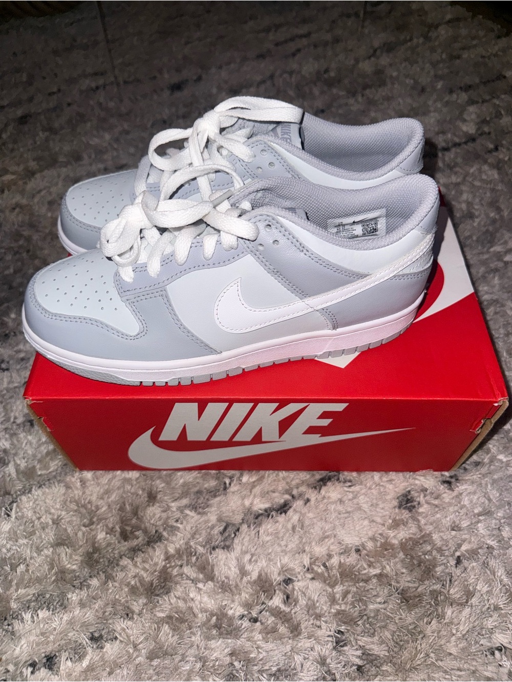 Nike Low-Top Sneakers in Light Gray & White - Picture 9 of 10